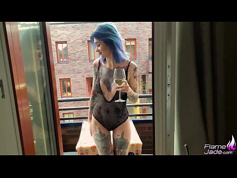 ❤️ Una noia tremenda xuclant amb un glop i follant apassionadament sota el cel obert ❤️❌ Vídeo anal al porno ca.tubesexer-com.ru ❌️
